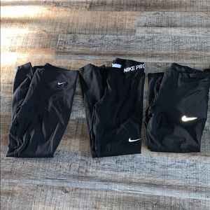 Bundle of 5 pairs of nike leggings